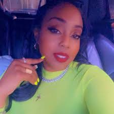 Renita Ford's Instagram, Twitter & Facebook