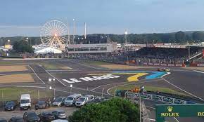 Welcome to the 24 hours of le mans official twitter feed. File Virages Du Raccordement Circuit Des 24 Heures Du Mans Jpg Wikipedia