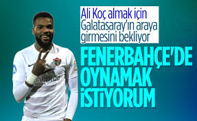 Bu sezon 22 transfer yapan ancak santrfor sorununu bir türlü çözemeyen fenerbahçe, hedefi çıkıp 18 gol atan ve halen krallık yarışında öne bulunan aaron boupendza'nın işini bitirmek için gün sayıyor. Aaron Boupendza Fenerbahce Yi Istiyor
