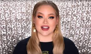 Here's what transgender youtuber and . Nikkie Tutorials Onthult Ik Ben Transgender Show Ad Nl
