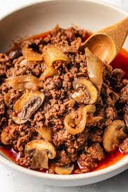 Check out paula deen's 15 easy ground beef recipes for dinner and get cooking. 24 Easy Ground Beef Recipes To Make For Dinner