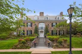 Check Out Photos Of Baltimore Maryland S Top 10 Most Expensive Properties And Front House Landscaping Organic Building Georgian Architecture