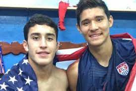 Gracias a que ambos coincidieron en las filmaciones de alguien tiene que morir, una producción a cargo de manolo caro, los jóvenes coincidieron en europa. Zendejas Provoca Reacciones A Favor Y En Contra Ntr Guadalajara