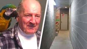 Man was found dead weeks after disappearing through mall doorway and  getting lost in stairway