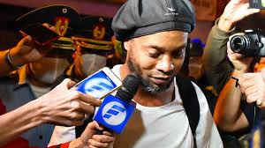 Eine frage, die auch wir uns im januar 2020 gestellt haben. Pass Affare Um Fussball Star Ronaldinho In Paraguay
