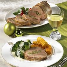 Gefulltes Rinderfilet Im Speckmantel Rezept Lecker Gefulltes Rinderfilet Rinderfilet Speckmantel