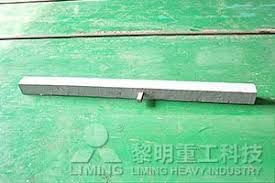 انام وما يجيني النوم وامل من السهر واسهر