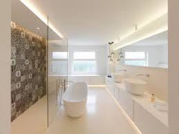 75 Badezimmer Mit Farbigen Fliesen Ideen Bilder Januar 2021 Houzz De