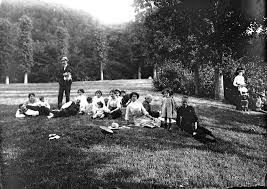 Detente Au Bord De L Eau Vers 1913 Fonds Jb Boudeau Bfm Limoges Photographie Limousine Photographe Mariage