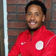 Chahine van Bohemen wil via IJsselmeervogels terug naar het betaald  voetbal: 'Het is hier top'