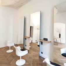 La exclusiva marca australiana de cuidado del cabello creada por el estilista de las celebrities kevin murphy. Dressler Salon Munich A Hairdresser Located In Schwabing Munich Creme Guides