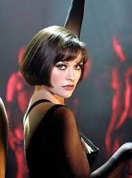 Iconic Movie Hair Ideas And Makeup Looks Of The Decades Catherine Zeta Jones Haircut Pictures Iconic Movies