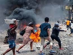 Violencia de pandillas expulsa a cientos de haitianos de sus casas ...