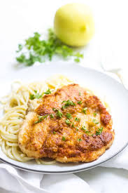A la meunière, salsa meunière, salsa. Chicken Meuniere Chicken With Lemon Butter Sauce Mon Petit Four