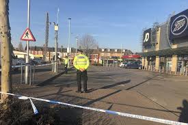 Explore the site, discover the latest spurs news & matches and check out our new stadium. Tottenham Hale Stabbing Teenager Fighting For His Life After Being Knifed At North London Retail Park London Evening Standard Evening Standard