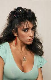 Von riccardo fogli, rudy marra, timoria, patrizia bulgari, giovanni nuti, mariella nava, fiordaliso, ladri di biciclette, sabrina salerno e jo squillo, . Sabrina Salerno Teneriffa Nachrichten