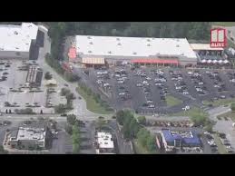 Man Shot Inside Home Depot In Hiram Ga Youtube