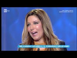 Giornalista de il fatto e tpi. Selvaggia Lucarelli Il Coraggio Delle Idee Domenica In 20 05 2018 Youtube