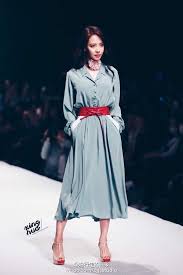 Song ji hyo's fashion during opening is always cute and then she changes into sporty ensembles later in the episode. Song Jihyo First Fashion Runway K Pop Amino