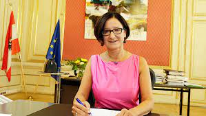 If so, will she use her influence or just play the party game? Johanna Mikl Leitner Die Eiserne Hanni Im Krone Interview Krone At