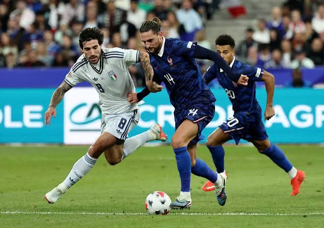 Fran&ccedil;a e It&aacute;lia fazem jogo movimentado e ficam no 1 a 1 na Liga das Na&ccedil;&otilde;es