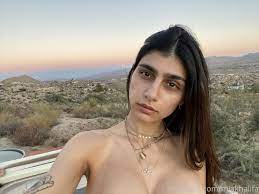 Mia Khalifa Nude: Latest Onlyfans Nude Gallery Leaked 2020