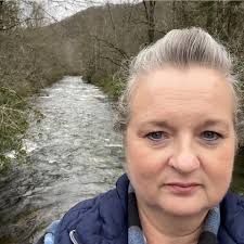 Brooks Funeral Home KY “Our Family Caring For Your Family”