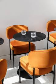 The Timeless Elegance Of Arch E Type S Art Concierge Cafe In Moscow Yatzer In 2020 Chair Cafe Design Restaurant Interior Design Italian Interior Design