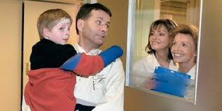 Bis 1991 war heidi weigelt beim dff fest angestellt. Assista In Aller Freundschaft Temporada 3 Episodio 12 Em Streaming Betaseries Com