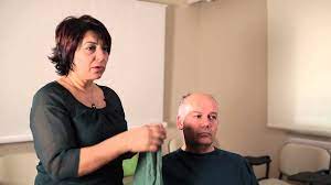 Goze Yabanci Cisim Batmasi Durumunda Ilk Yardim Nasil Yapilir Youtube