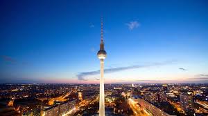 Berlin Als Wohnort Weniger Beliebt Als Hamburg Und Munchen Tower Berlin City Travel