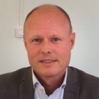 400+ perfiles de «Fäger»