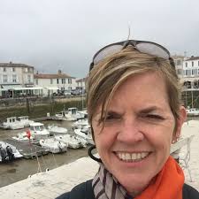 Diane Hynes's Instagram, Twitter & Facebook