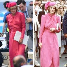 Fashion loved diana just as much as she loved it. Princess Diana S Most Iconic Fashion Looks Is Nailed By Netflix S The Crown