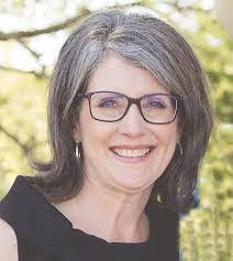 Hillary Ritter's Instagram, Twitter & Facebook