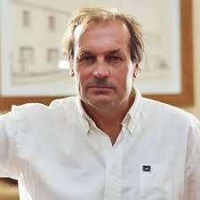 Biografia y Noticias de Daniel Stadnik ||| TresLineas.com.ar