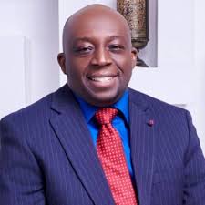 Cheers London !! Three marathons down. Three to go! This one was rough as I  was not sure I would even make it to the starting line once I got injured in