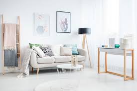 Whether they're filled with your favorite decor such as pretty glass vases, or used to display extra blankets and quilts, decorating with ladders is an easy way to add unexpected style to every room in. Decorative Ladder Ideas Real Simple