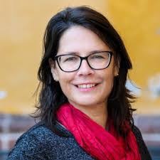 Carey Curry's Instagram, Twitter & Facebook