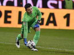 De son côté, l'équipe entraînée par d. Cfr Cluj Universitatea Craiova 0 0 Live Video Online Ivan Mamut The Biggest Chance Of The First Half Andrei BurcÄƒ One Step Away To Open The Score