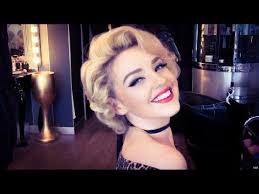 Authentic Marilyn Monroe Wet Roller Hair Set Vintage Hairstyles Vintage Hairstyles Tutorial Marilyn Monroe Hair