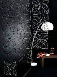 Guarda altre immagini sfogliando questa e altre gallerie fotografiche su design mag. Divisori Ambienti Design