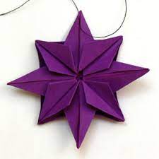 Dieser fünfzackige origami stern wird aus nur einem blatt origami papier gefaltet und sieht total schick aus. Origami Gegenstande Falten Stern