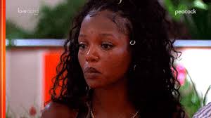 Sparkle Megan and her $50k Jewelry stack : r/LoveIsBlindOnNetflix