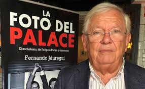 Fernando Jáuregui : «Necesitamos pactos como los de la Moncloa y dejar de  darnos garrotazos»