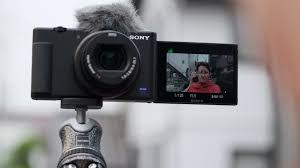 Best Vlogging Camera For Youtube