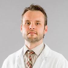 How Plasma-Rich Platelet Therapy Eased This Athlete's Knee Pain Without  Surgery