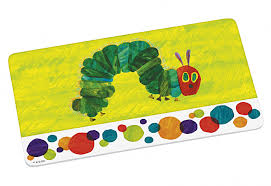 Die kleine raupe nimmersatt ist ein beliebtes bilderbuch, das 1969 von eric carle geschrieben und illustriert wurde. Geda Labels Brettchen Raupe Nimmersatt 23 5x14cm Geschirr Essen Trinken Kuche Genuss