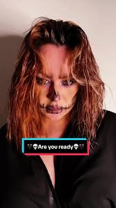 Are you ready for spooky season? 🖤💀 Makeup inspo: @Bex 🧚🏻‍♀️ . . .  #makeup #halloween2024 #makeuplook #scullmakeup #transition  #halloweensweden #zyxbca #swedishtiktok #halloweeninspo