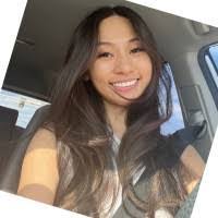 Jennifer Mustard's Instagram, Twitter & Facebook